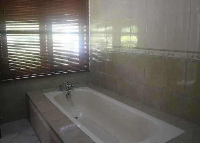ゲストハウス Bali Island Jembrana