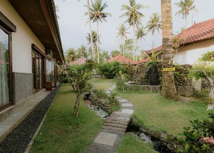 ゲストハウス Bali Island Jembrana プルカン