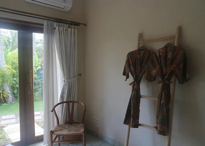 ゲストハウス Bali Island Jembrana